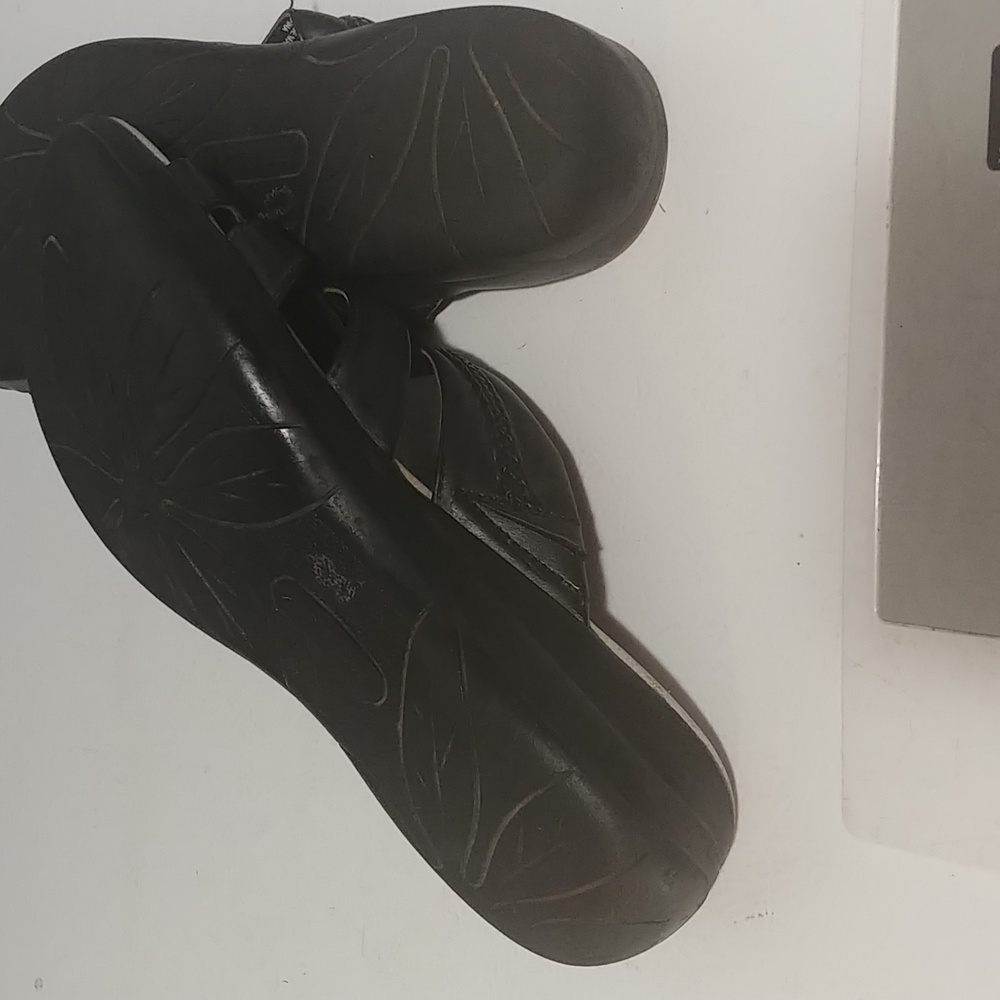 Great Northwest clothing company shoes size 7 black - Picture 4 of 6
